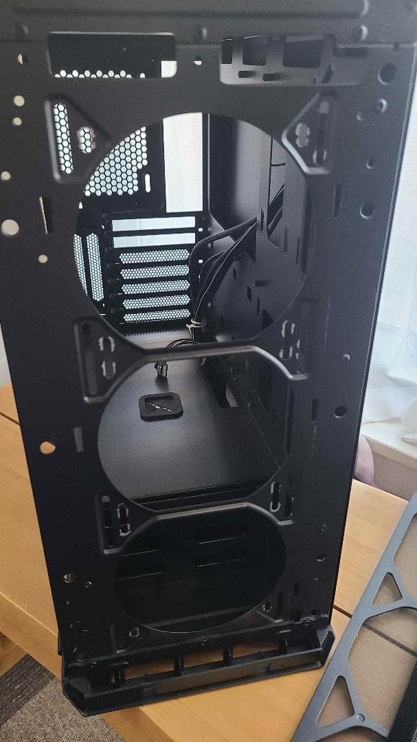 XPG DEFENDER 水冷式CPUクーラー フロントメッシュ PCケース