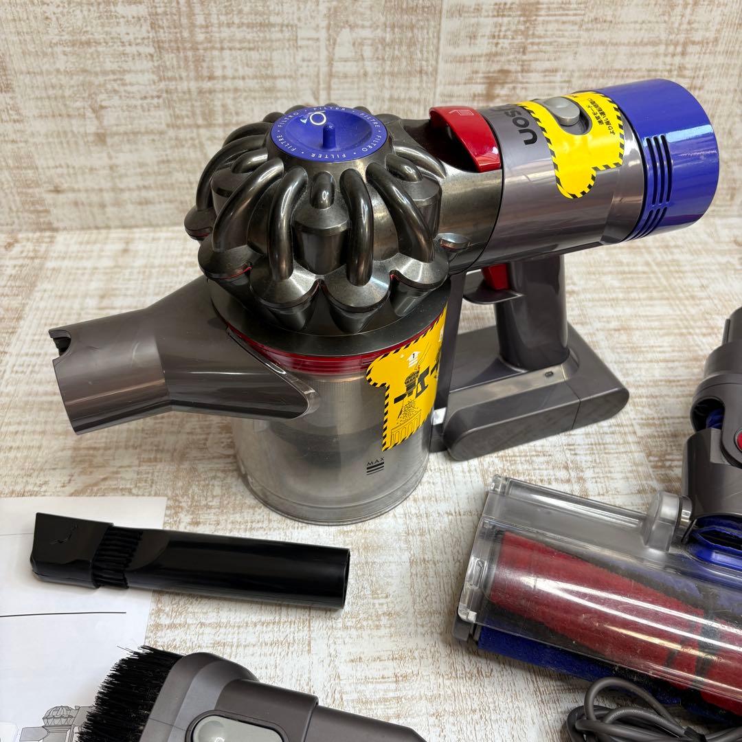 ダイソン掃除機SV11➕マキタバッテリー変換アダプター　ノズルセット