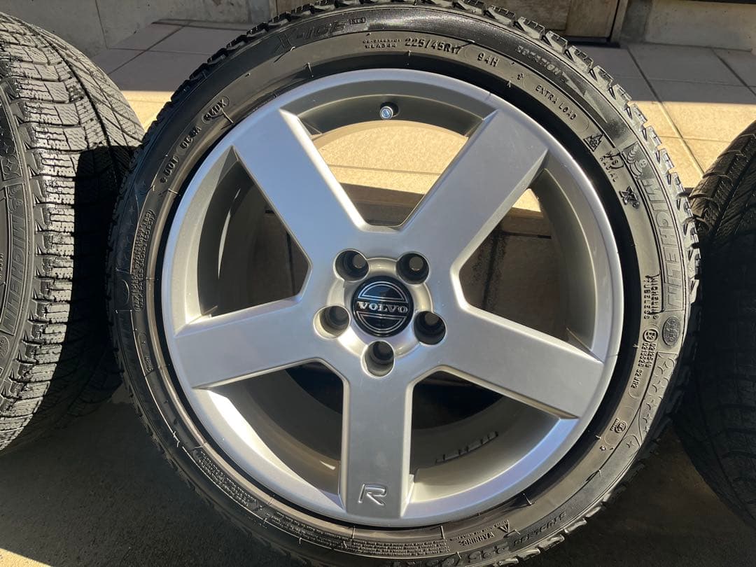 VOLVO17インチ 純正ペガサスホイールセット