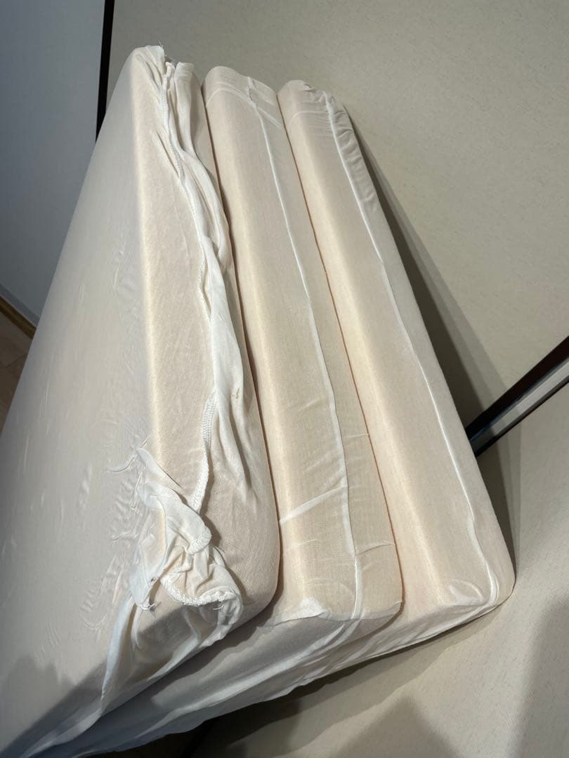 [美品] ボナノッテ 3つ折りセミダブル マットレス 西川産業