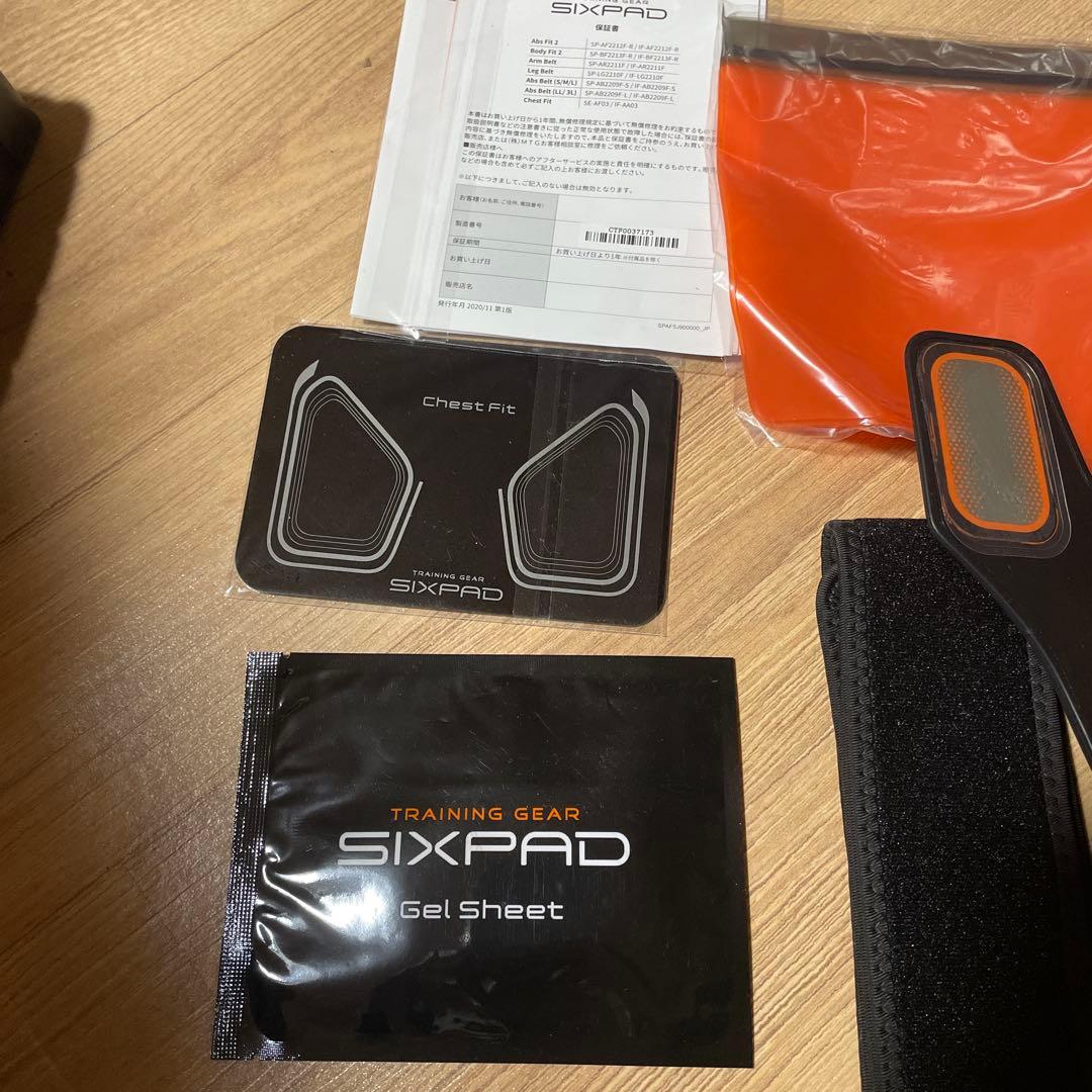 チェストフィット 正規品　シックスパッド SIXPAD