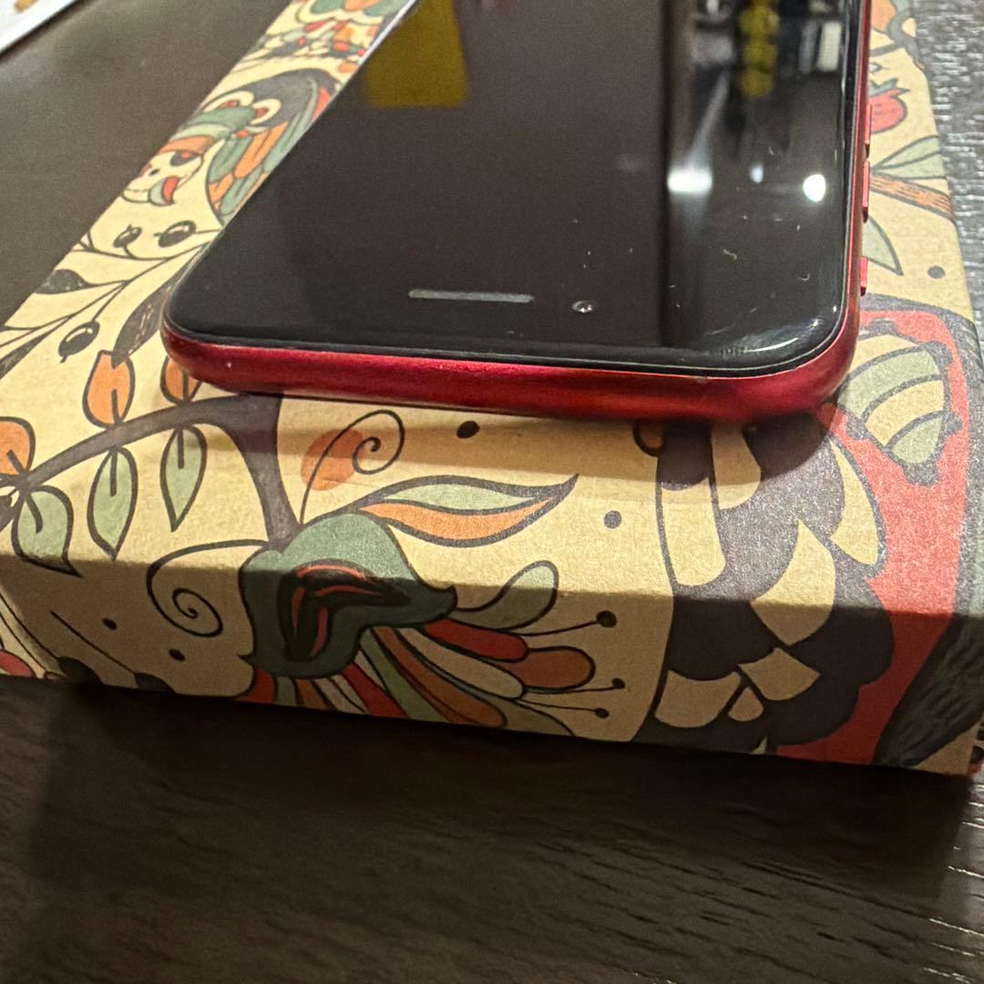 iPhone 8 (Red) 本体 箱付き