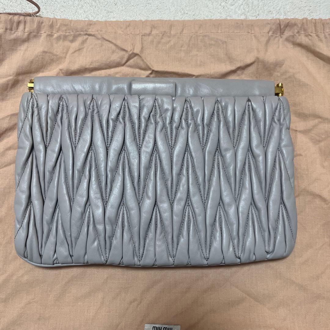 miu miu グレー クラッチバッグ