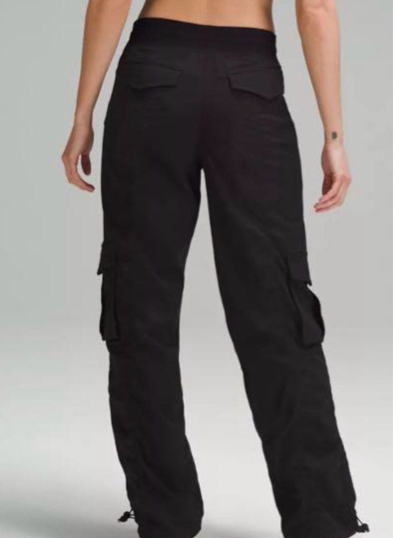 ☆お値下げlululemon dance studio カーゴパンツ BLACK