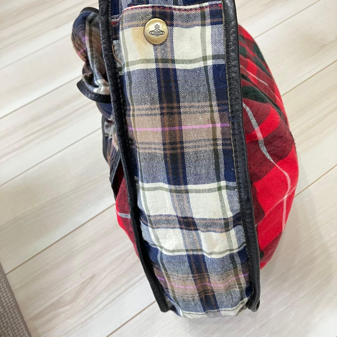 ヴィヴィアンウエストウッド　ショルダーバッグ　オーブ　チェック柄　クロスボディ