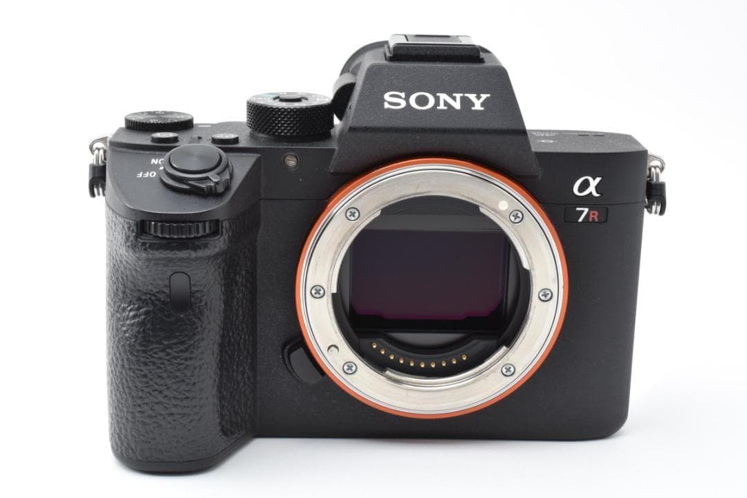★極上品★SONY α7RIII ILCE-7RM3 フルサイズ ミラーレス一眼