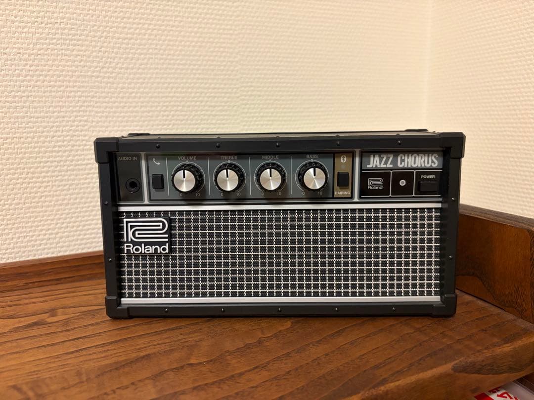 Roland JC-01 Bluetoothスピーカー