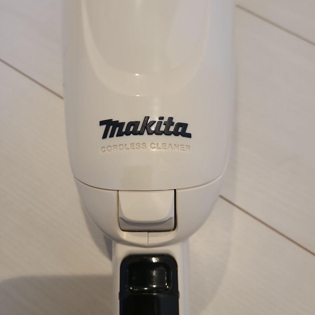 Makita コードレス掃除機