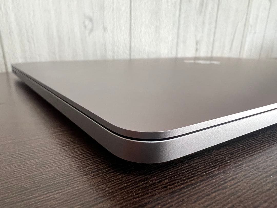 【即使用可・箱付】MacBook Pro 2017 13インチ128GB 8GB