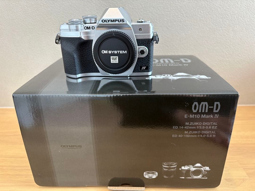 〈aruku様〉OLYMPUS OM-D E-M10 Mark IV ボディのみ