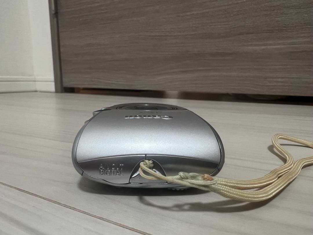 【完動品/純正ケース付】Canon IXY DIGITAL 820 ISデジカメ