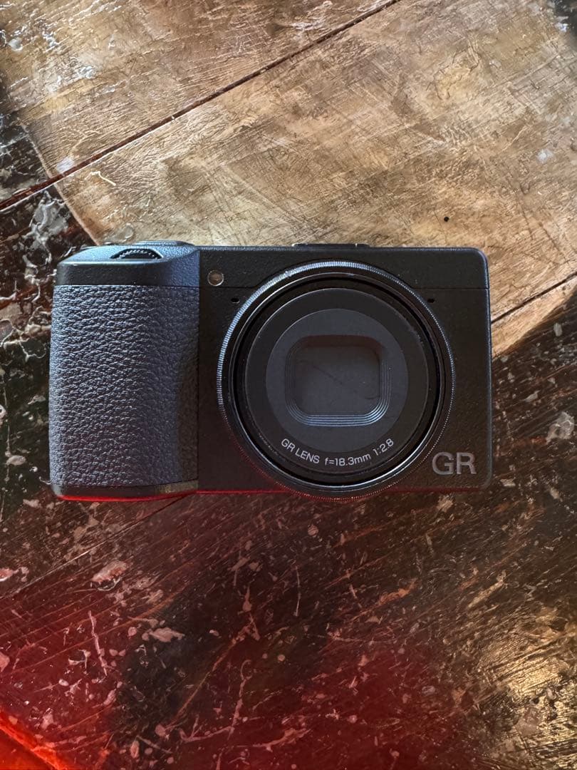 GRIII GR3リコー点検済/ショット数約6000/128GB SD＋ケース付