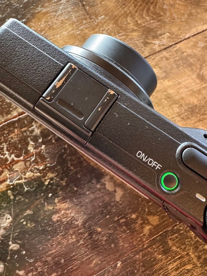 GRIII GR3リコー点検済/ショット数約6000/128GB SD＋ケース付