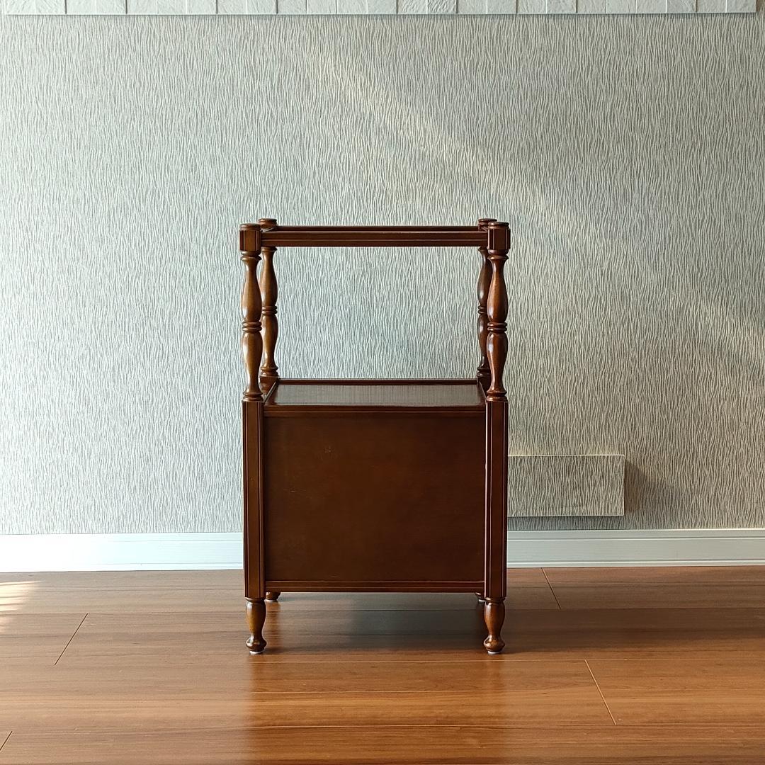 アンティーク　キャビネット　桜材　サイドキャビネット　開き扉