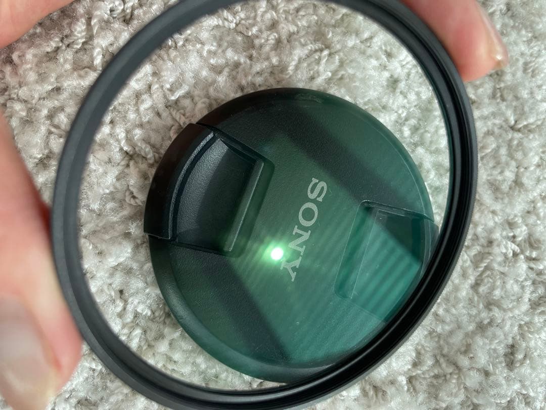 レッド　Sony FE 70-200mm F2.8 GM レンズ