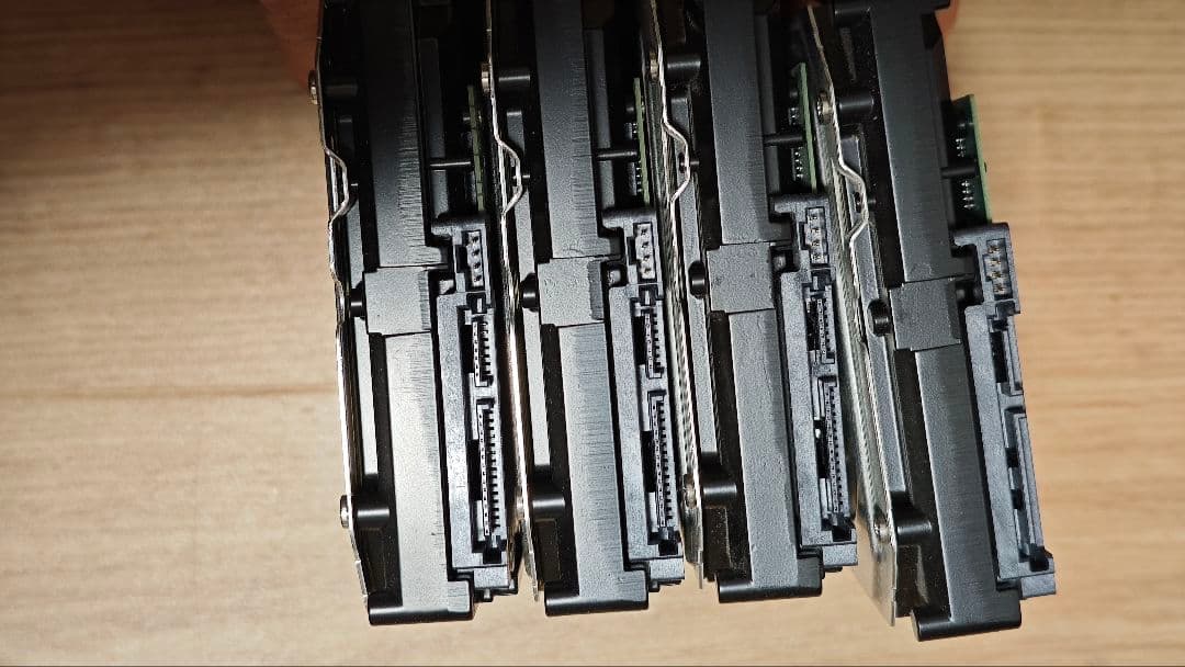 ロジテック HDDケース LHR-4BNHEU3 8tb HDD×4 セット