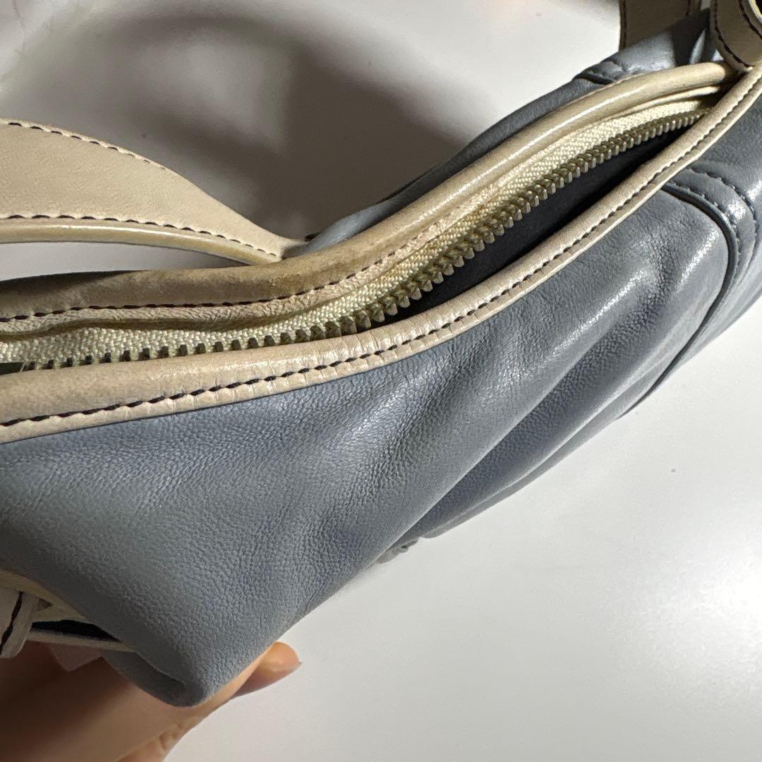 COACH ライトブルー ショルダーバッグ