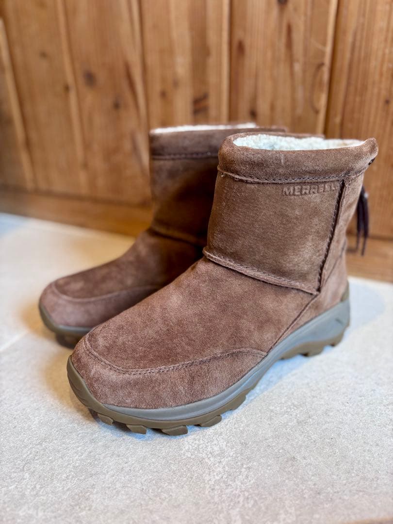 Merrell ブラウン スエード ショートブーツ