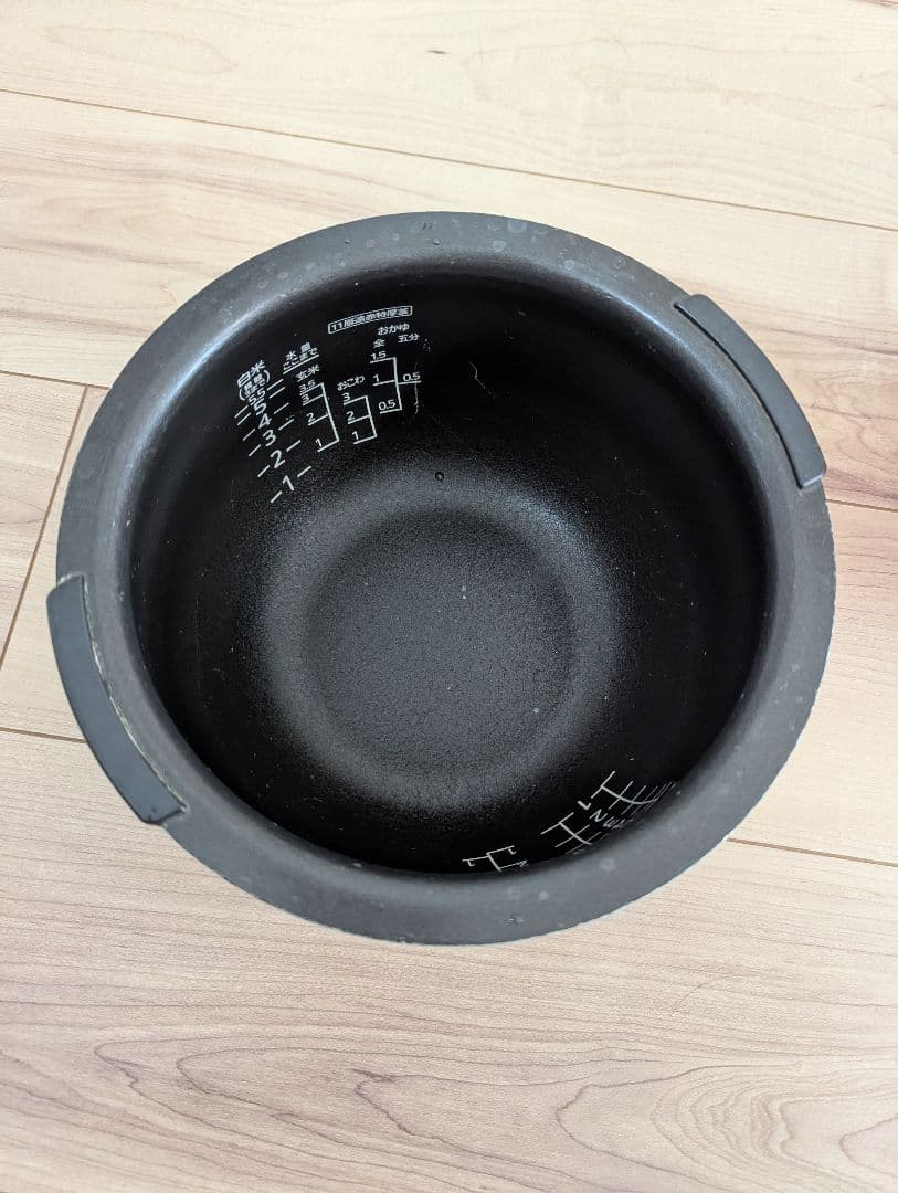 TIGER 炊飯器 rice cooker JPG-G102 5.5合　オレンジ