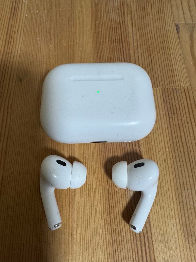 AirPods Pro ホワイト 充電ケース付き