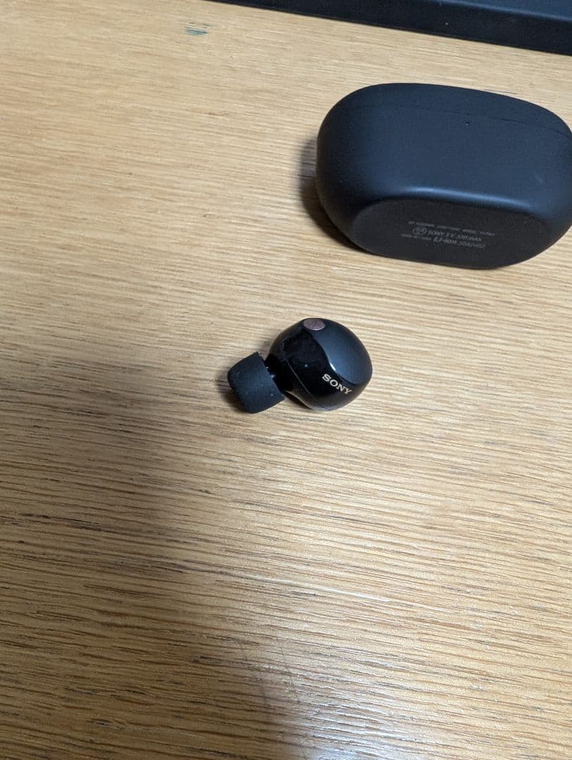 SONY wf-1000xm5 右側のみ ケース付き