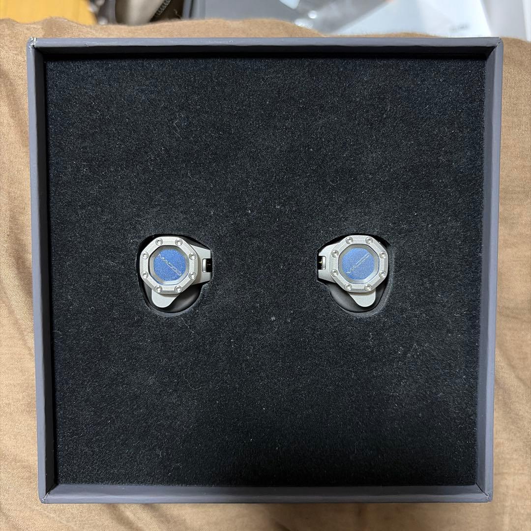 イヤホン madoo typ821