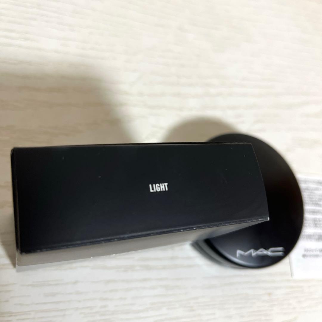 MAC マック ミネラライズ スキンフィニッシュ ナチュラル　ライト