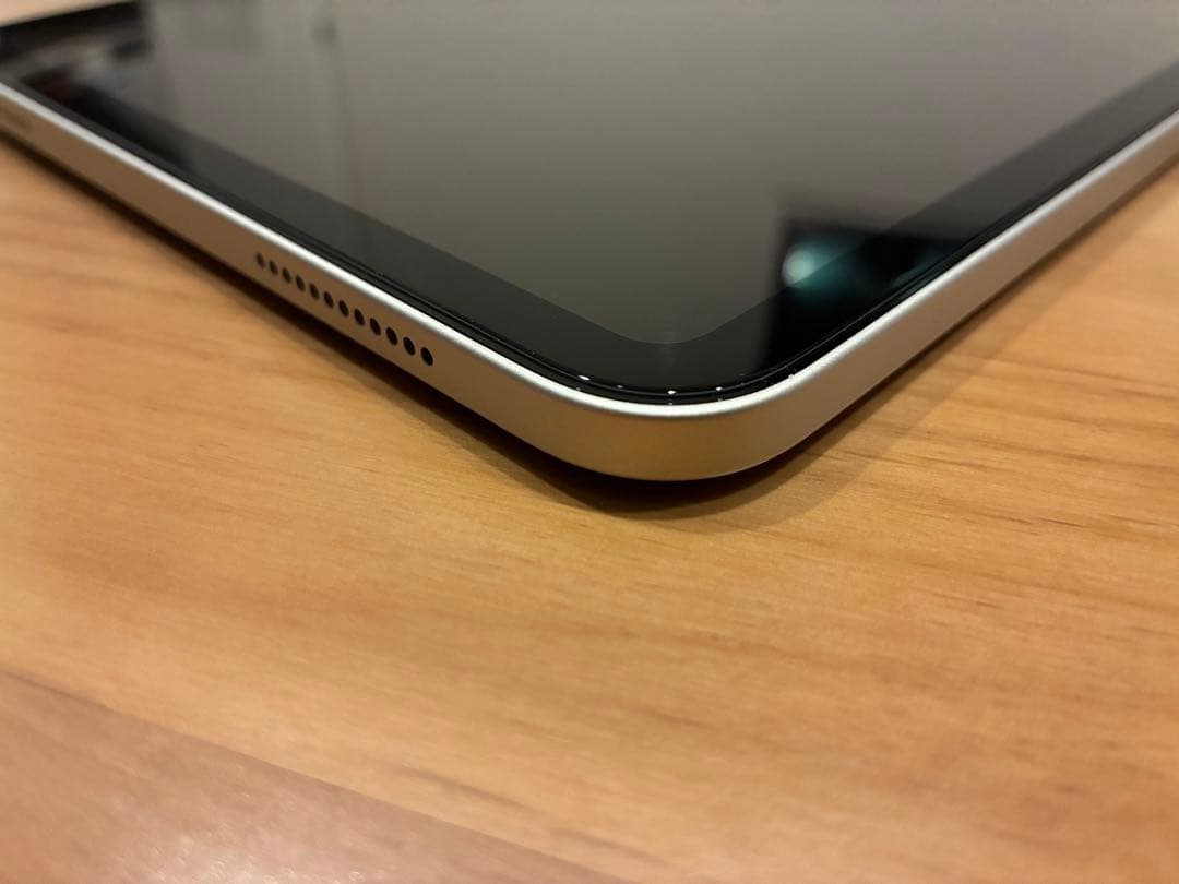 MPQ03J/A iPad（第10世代）64GB ケース、ガラスフィルム付き美品