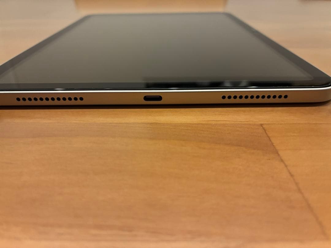 MPQ03J/A iPad（第10世代）64GB ケース、ガラスフィルム付き美品