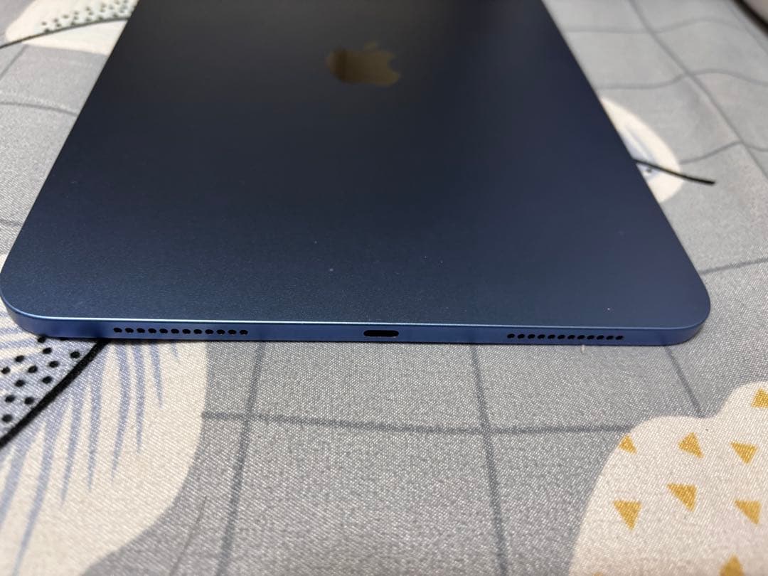 iPad 128GB 第11世代　A16チップ　11インチ　ブルー