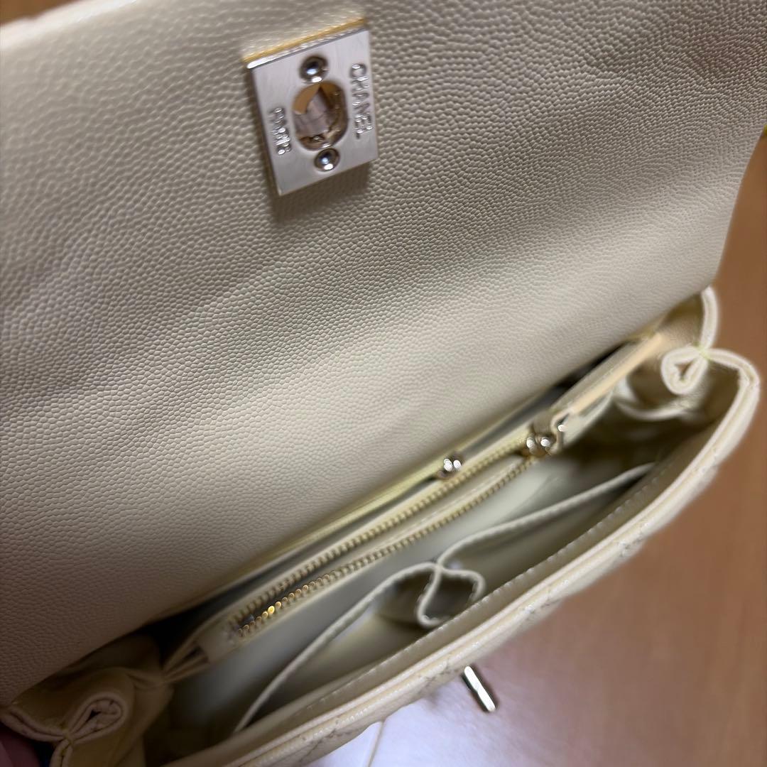 ノベルティ CHANEL イエロー ショルダーバッグ