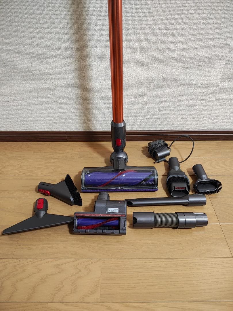 ダイソン★コードレス掃除機★V8★ＳV10★バッテリー新品と大差なし★1
