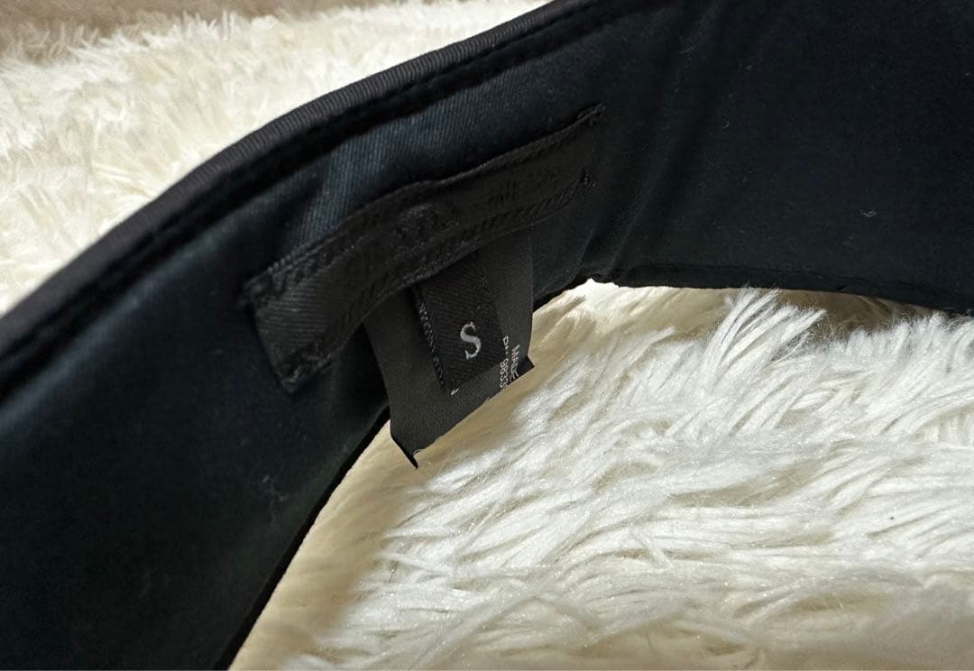 【美品】prada プラダ　サンバイザー　帽子　ブラック