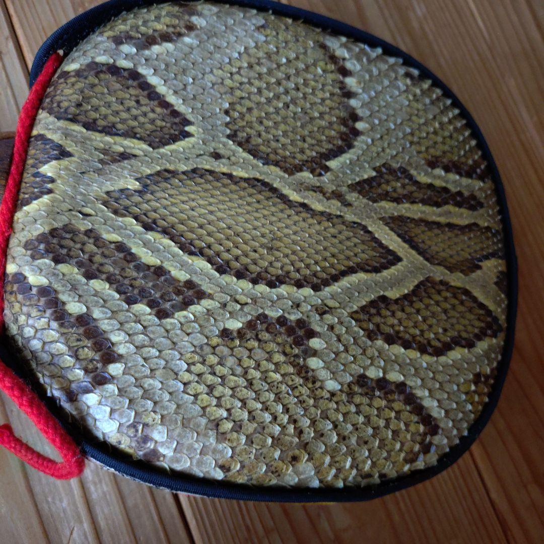 三線 本体 ヘビ皮製 バチ付き　ケース付き