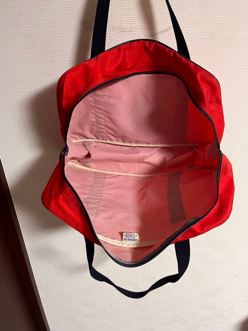 アディダス　スクールバッグ　肩掛けOK