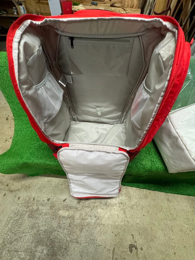 ATOMIC RS 70 HEATED スキー用バックパック 赤