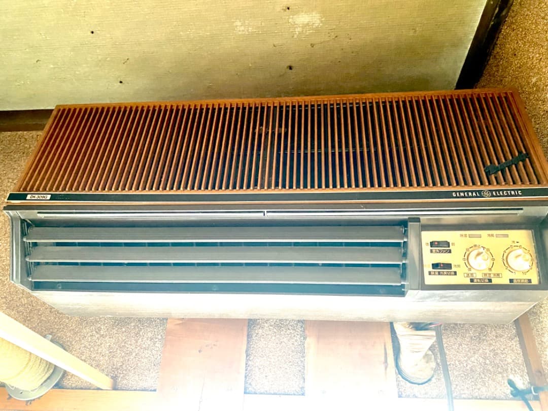 レトロエアコン