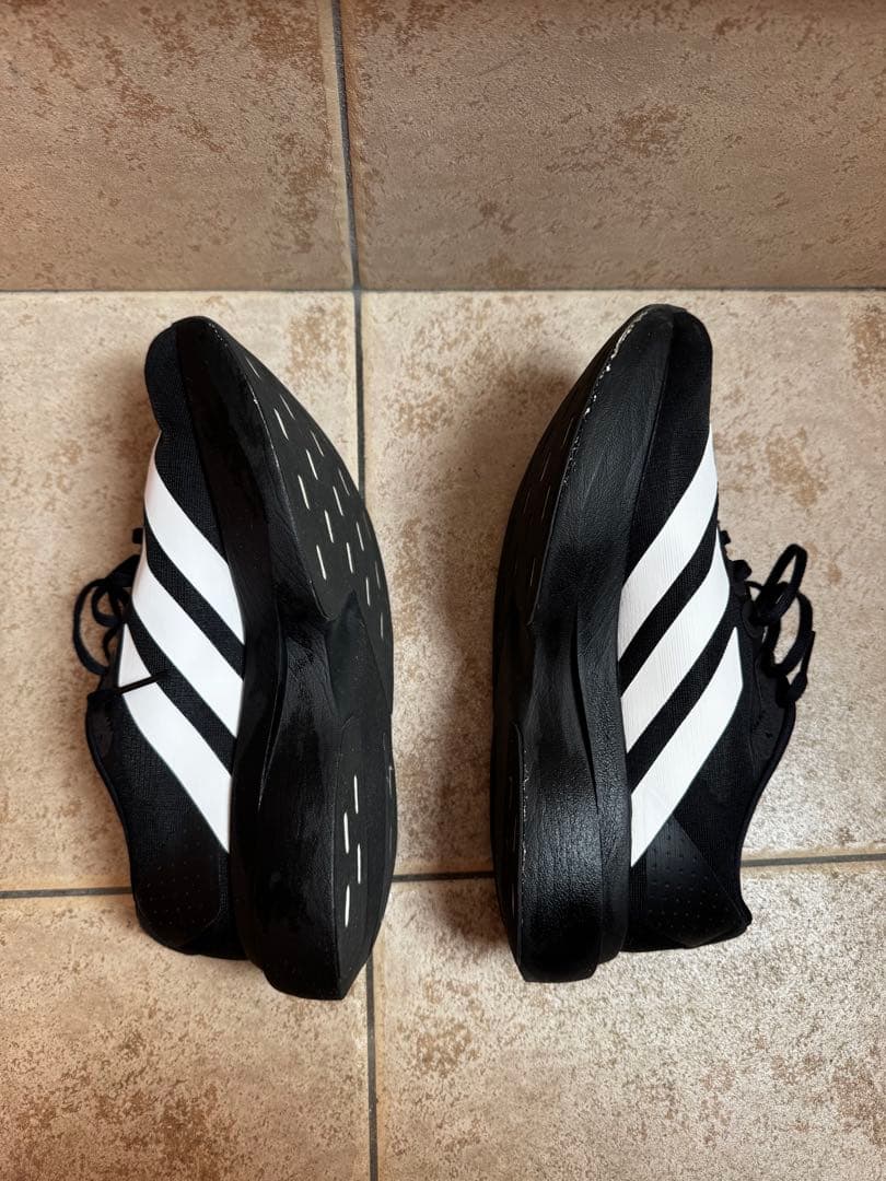 【タク】ADIZERO evo SL ブラック/ホワイト