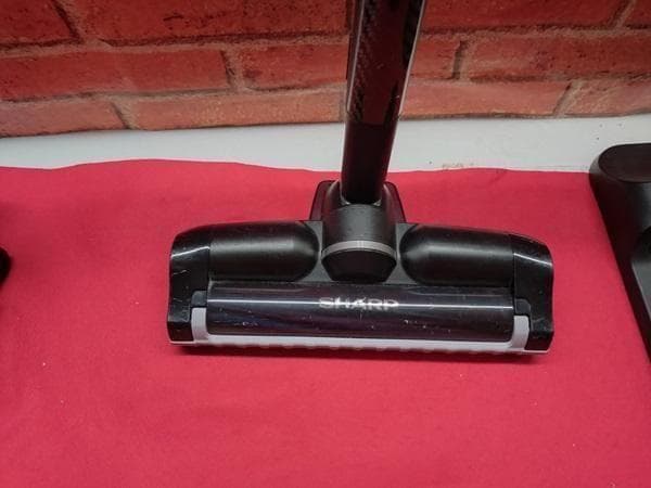 Y 中古 シャープ コードレス掃除機 ラクティブエア EC-SR5 S