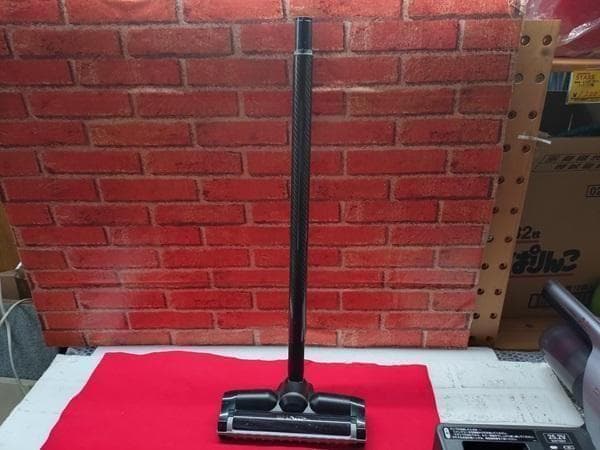 Y 中古 シャープ コードレス掃除機 ラクティブエア EC-SR5 S