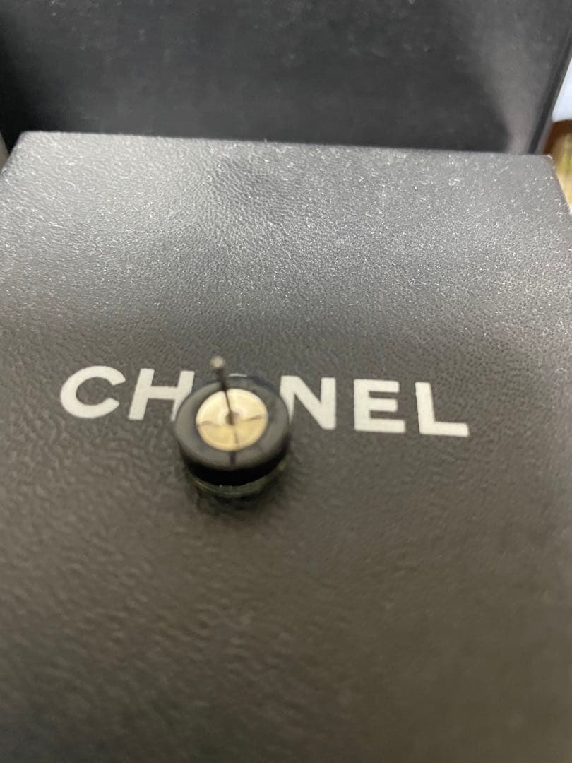 シャネルピアス