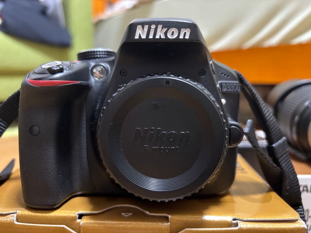 Nikon D3300と標準、広角、望遠、単焦点レンズ、説明書、バッグ付き