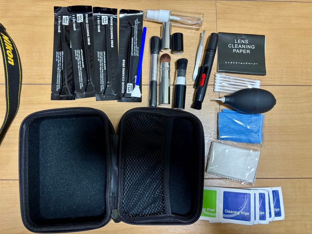 Nikon D3300と標準、広角、望遠、単焦点レンズ、説明書、バッグ付き