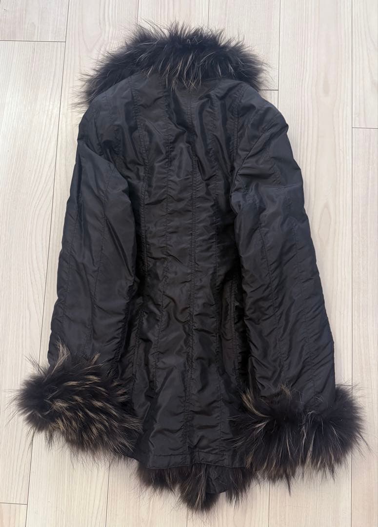 ジャケット・アウター Down Jacket with Raccoon Fur Trim