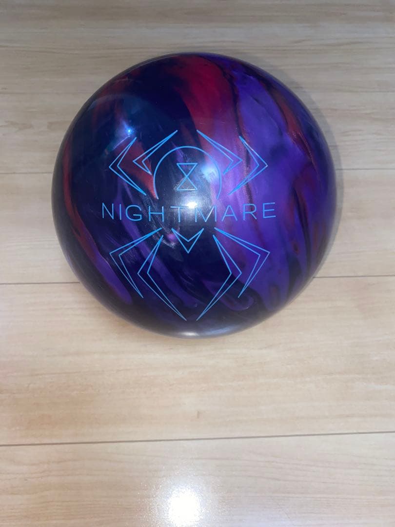ボウリング　ブラックウィドーナイトメア15ポンド