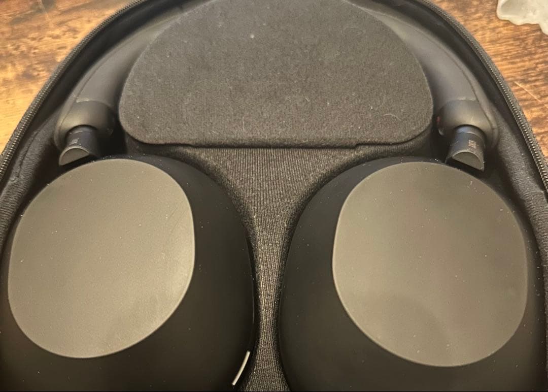 SONY WH-1000M5 ワイヤレスヘッドホン