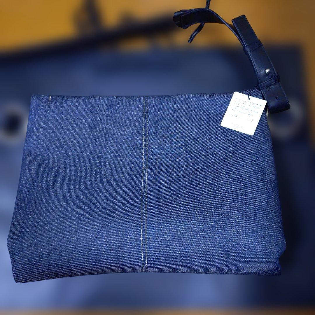 【新品未使用】kawa-kawa(カワカワ)ハトメボディバッグ Lサイズ