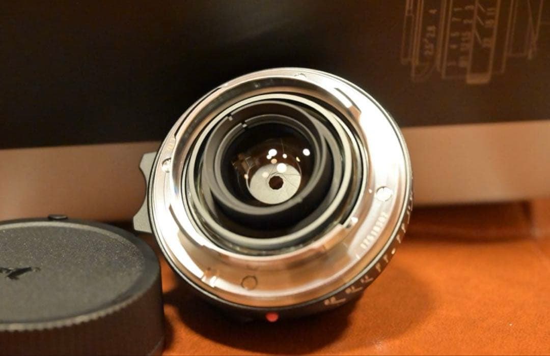 極美品おまけフード付　COLOR-SKOPAR 35mm F2.5 単焦点レンズ