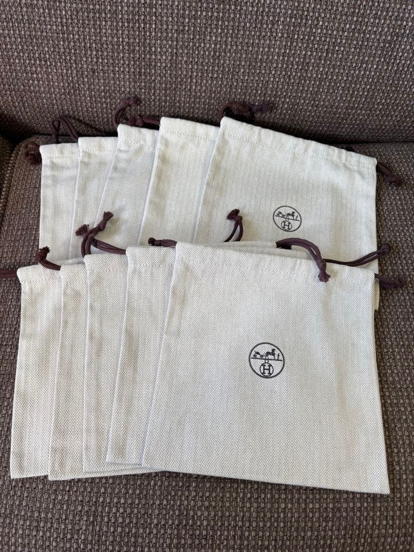 正規品美品　HERMES エルメス　巾着袋 保存袋（21x21cm）3枚セット