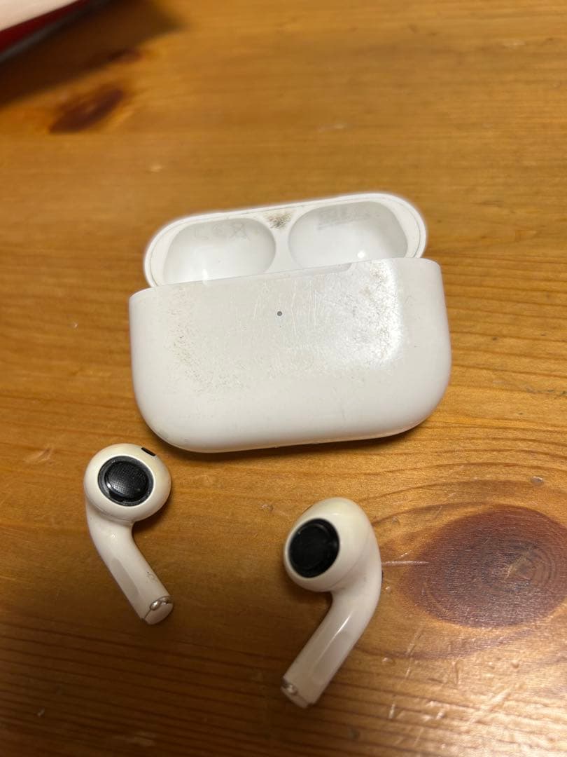 AirPods Pro 第二世代　Lightning